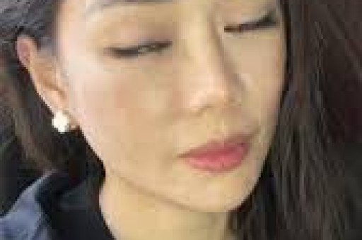 曝顶流女明星帮富婆闺蜜找男网红 错失豪门机会